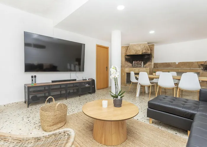 La Barca By Interhome Lloret de Mar